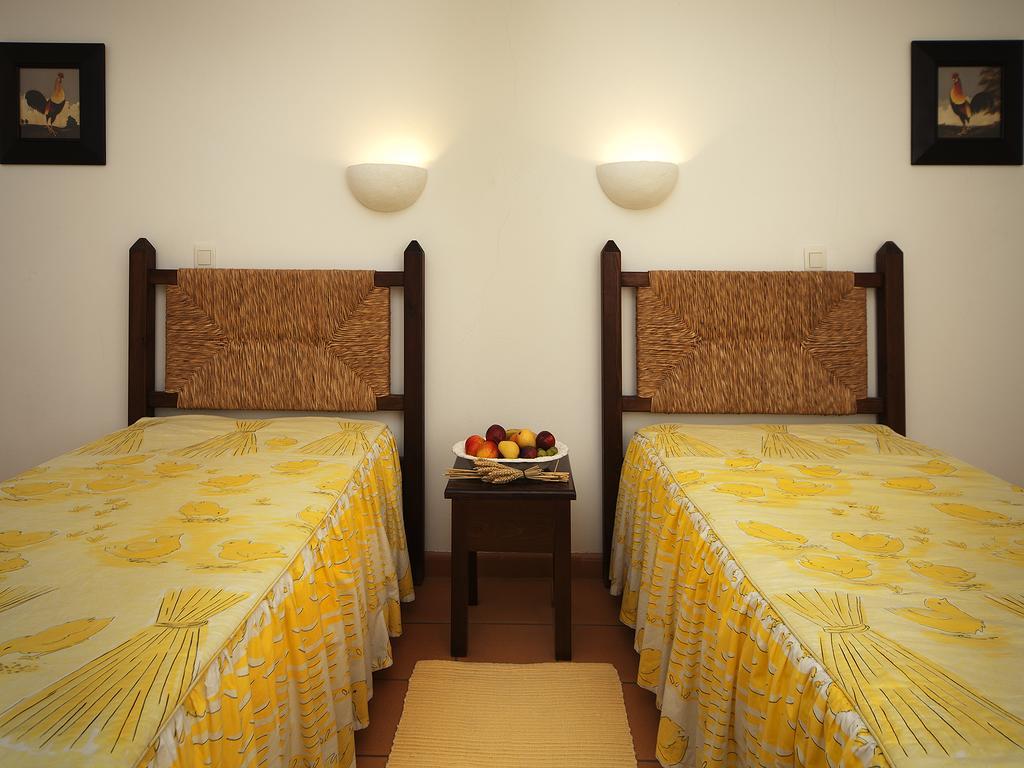Betica Hotel Rural Pias  Luaran gambar